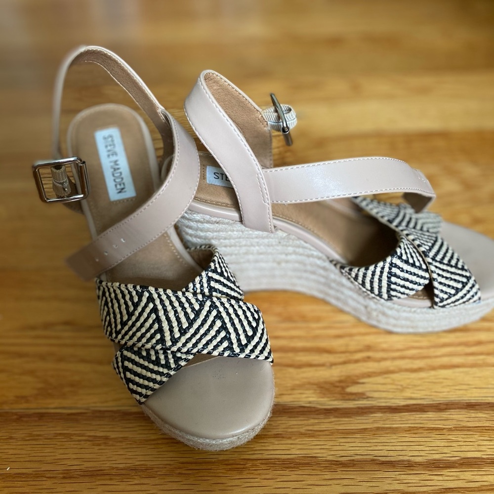 Steve Madden Wedges 6